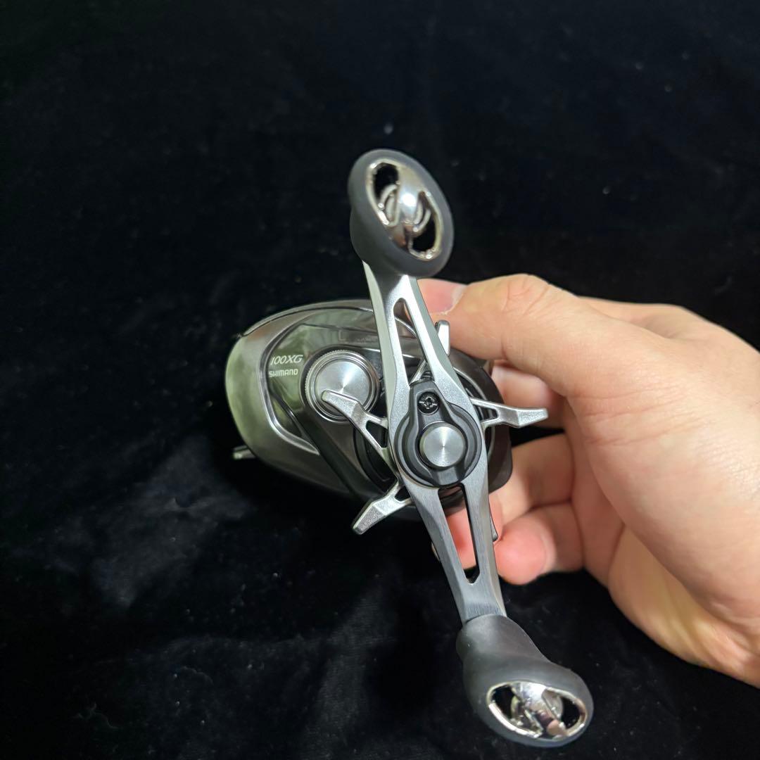 シマノ 23 メタニウム 100XG 右巻き 本体のみ 美品