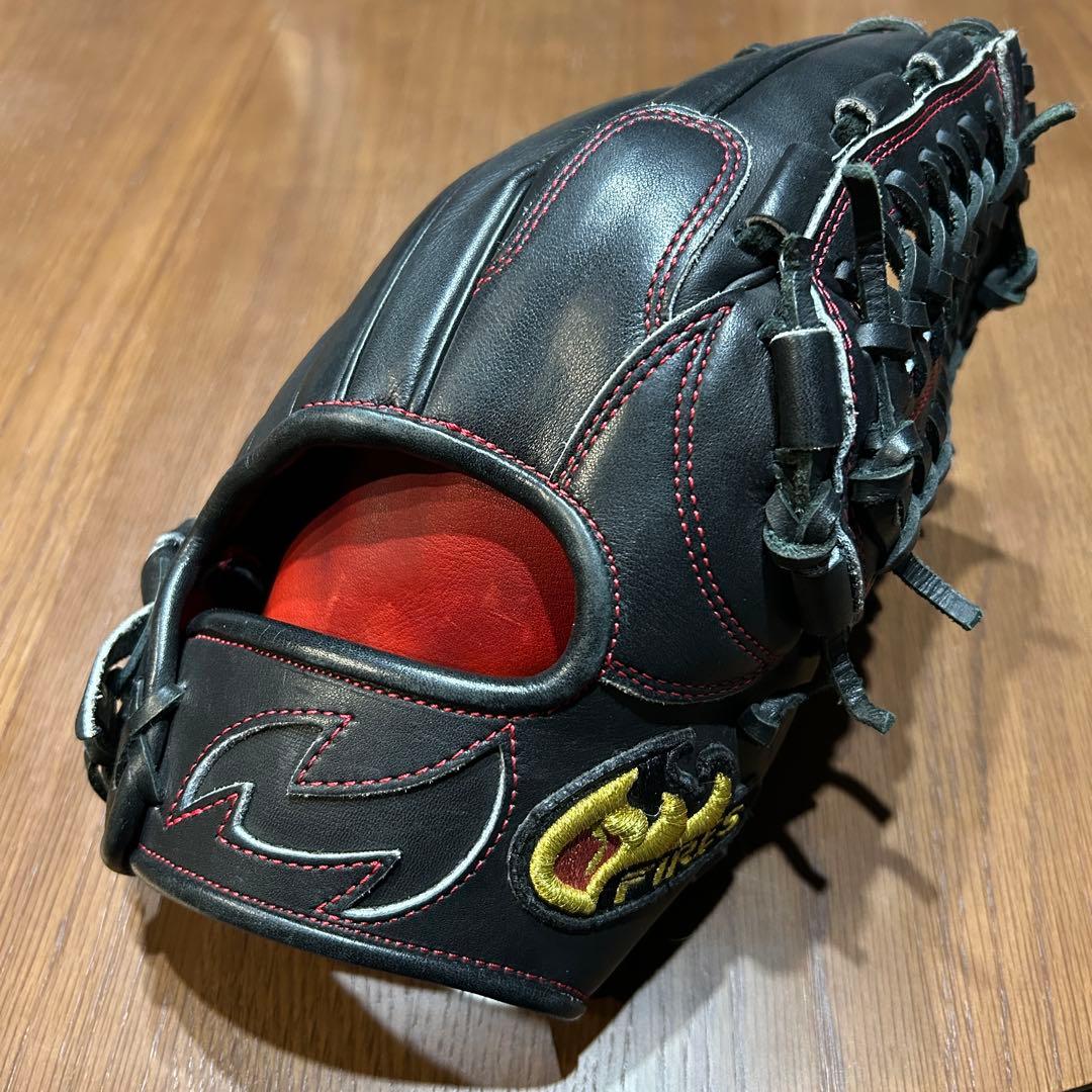 Fires 軟式野球グローブ 黒 Gilded Fire