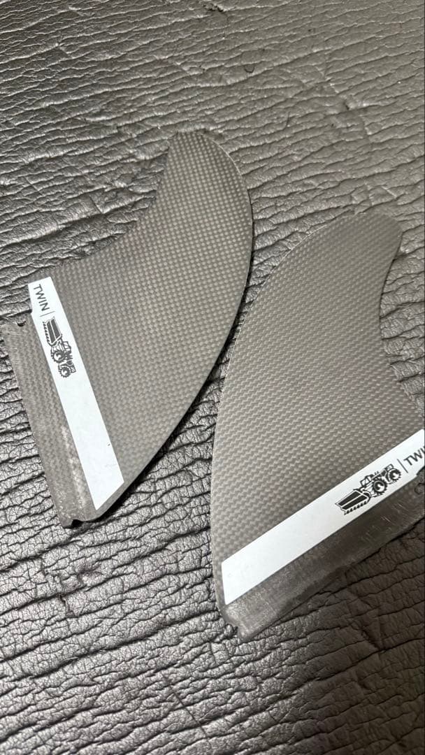 JSサーフボードフィン ツインフィン