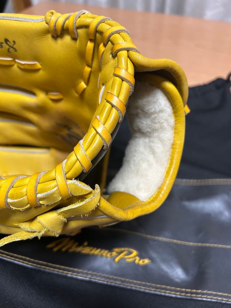 MizunoPro イエロー 野球グローブ　ミズノ　プロ