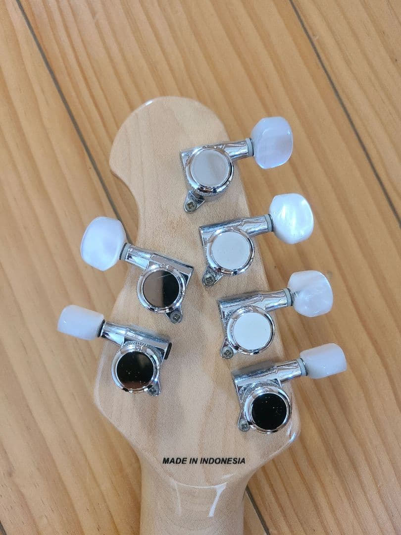 とみなか　Sterling JP60-BKM　ジョン・ペトルーシ