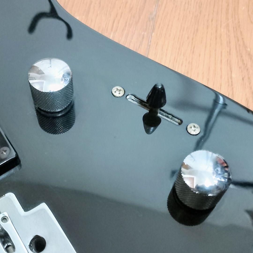 Tony Smith　ディンキータイプ　SSH仕様エレキギター　新品弦に交換済み