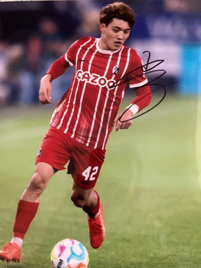 堂安律 サイン入り写真 背番号42