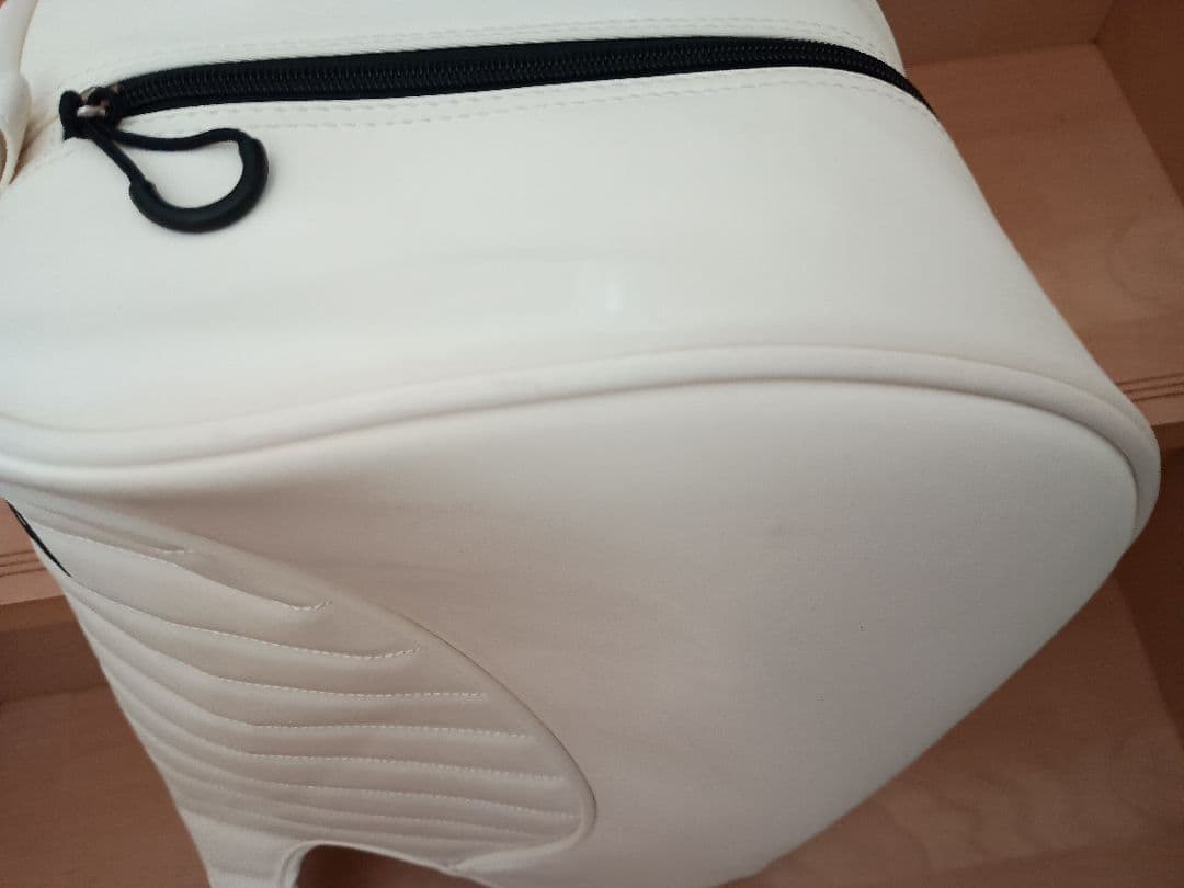 PRGR ホワイト キャディバッグ ヘッドカバー付き