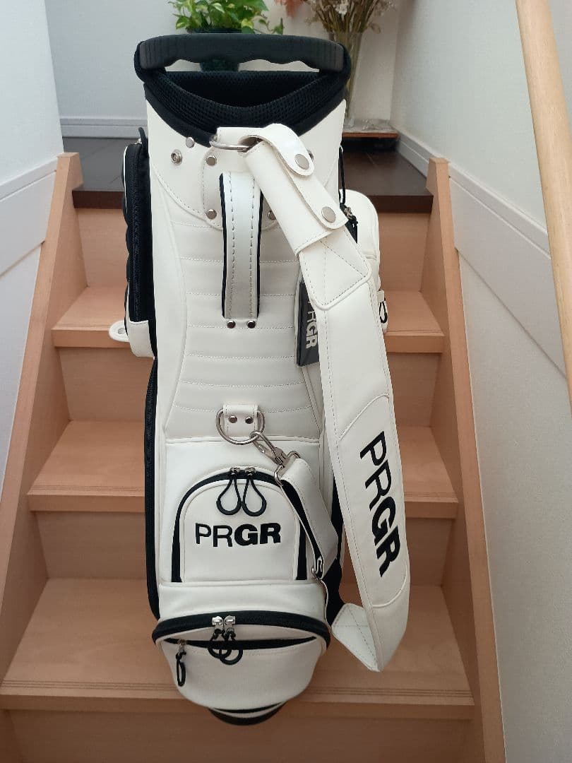 PRGR ホワイト キャディバッグ ヘッドカバー付き