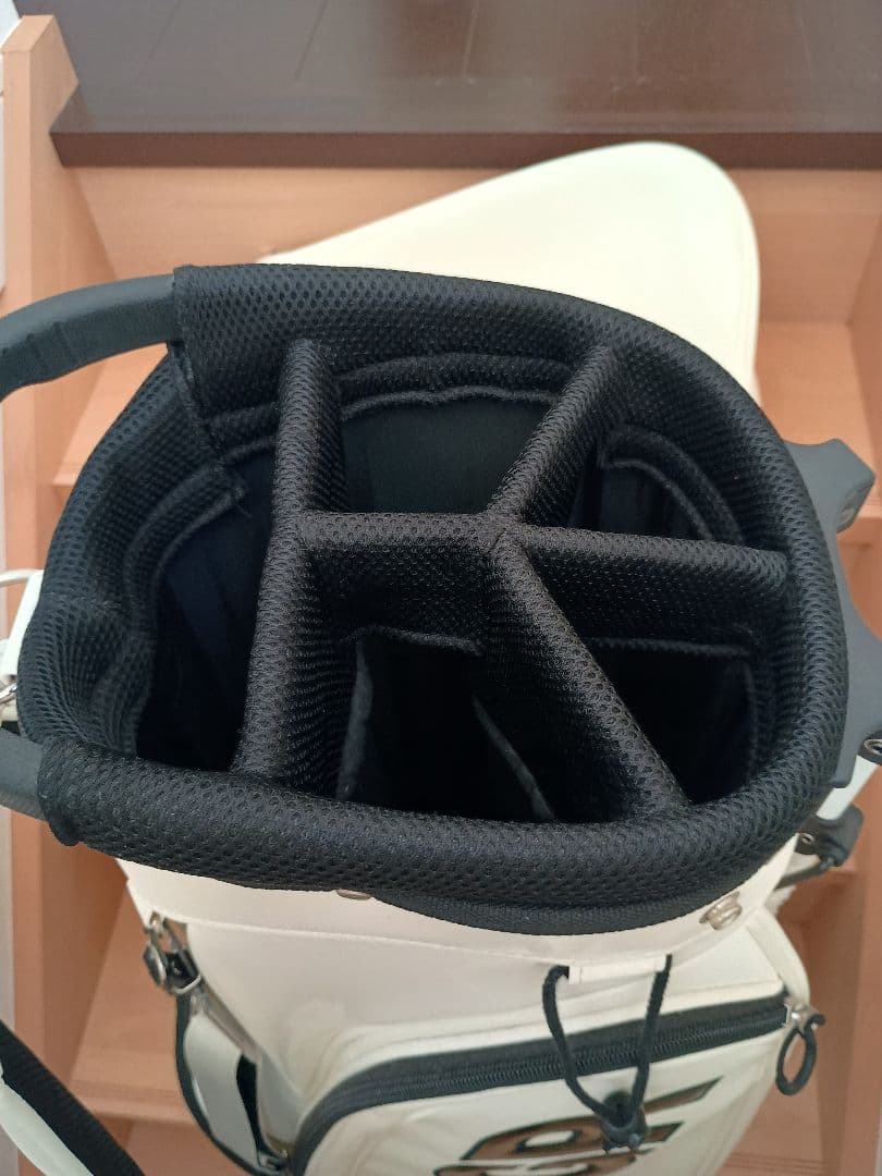 PRGR ホワイト キャディバッグ ヘッドカバー付き