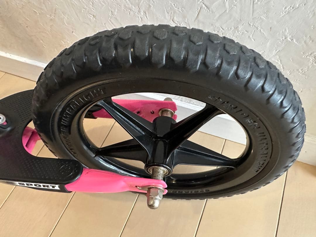 【人気色】STRIDER ストライダー スポーツモデル 12インチ ピンク