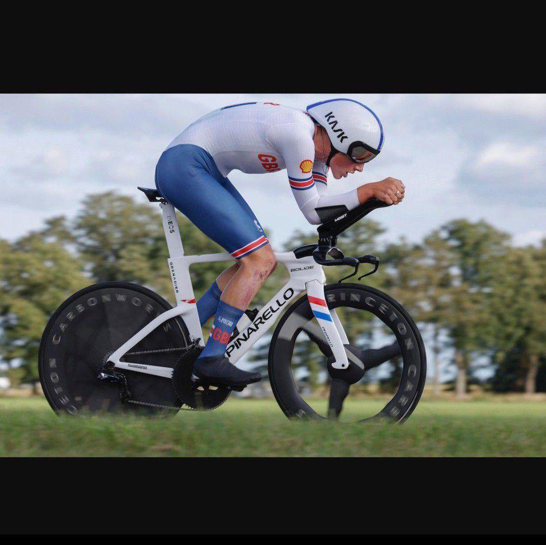 支給品　スキンスーツ　イギリス代表　ナショナルチーム　ワンピース　長袖　S