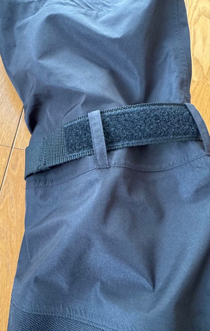 がまかつ　ラグゼ　アクティブフィットレインビブパンツ　未使用品