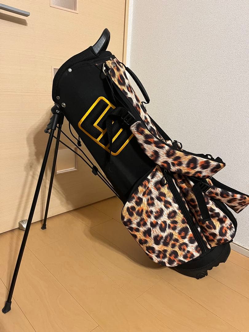 ラウドマウス　キャディバッグ　ヒョウ柄