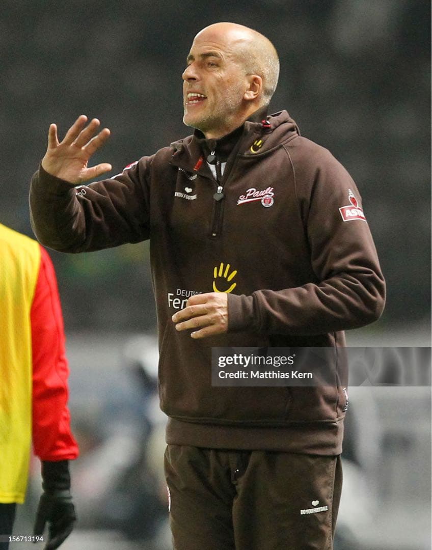 FC St. Pauli ザンクトパウリ　実使用　パーカー　フーディ