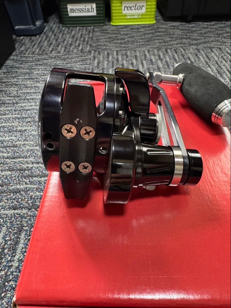 ②アキュレイト BV-2 500N（All Black）の未使用品