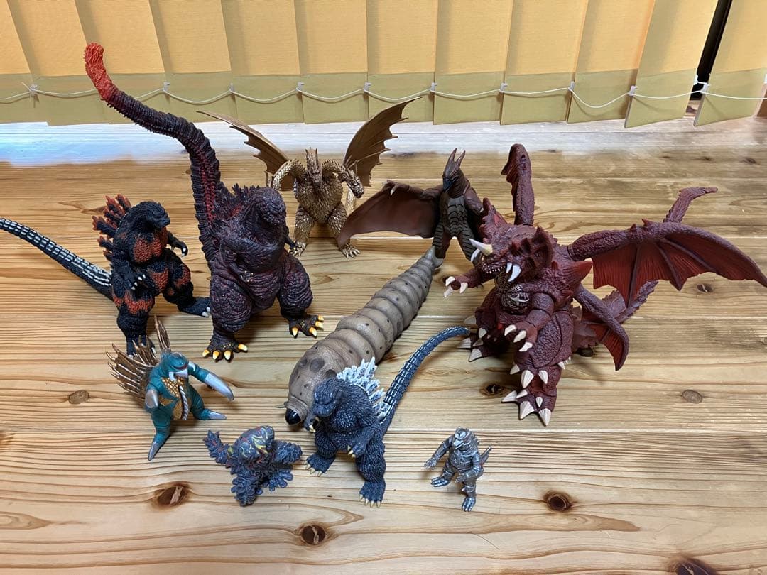 DeAgostini デアゴスティーニ 東宝怪獣コレクション 1～16号