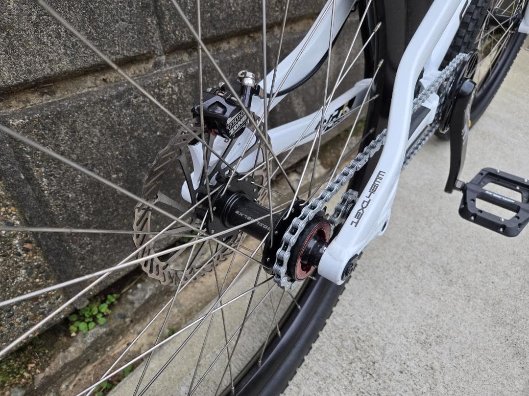 extension JARVIS 24インチ ブレーキレス トライアル自転車