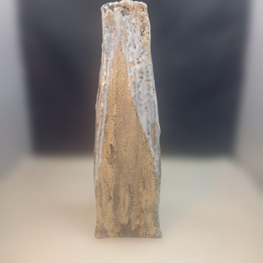 陶芸作家　手作りの花瓶