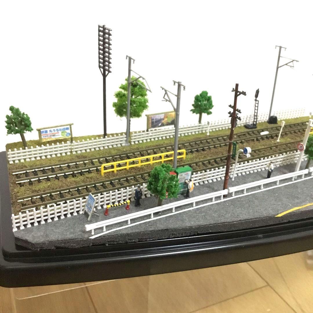 【メルカリ便で発送❗】大ジオラマ　線路と並走（複線ver） ハンドメイドジオラマ