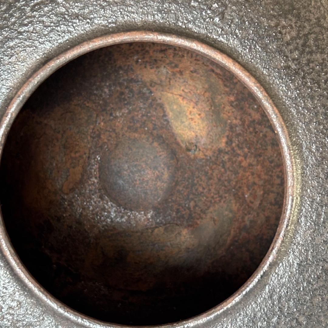 1612　鋳鉄製　茶釜　台座付き