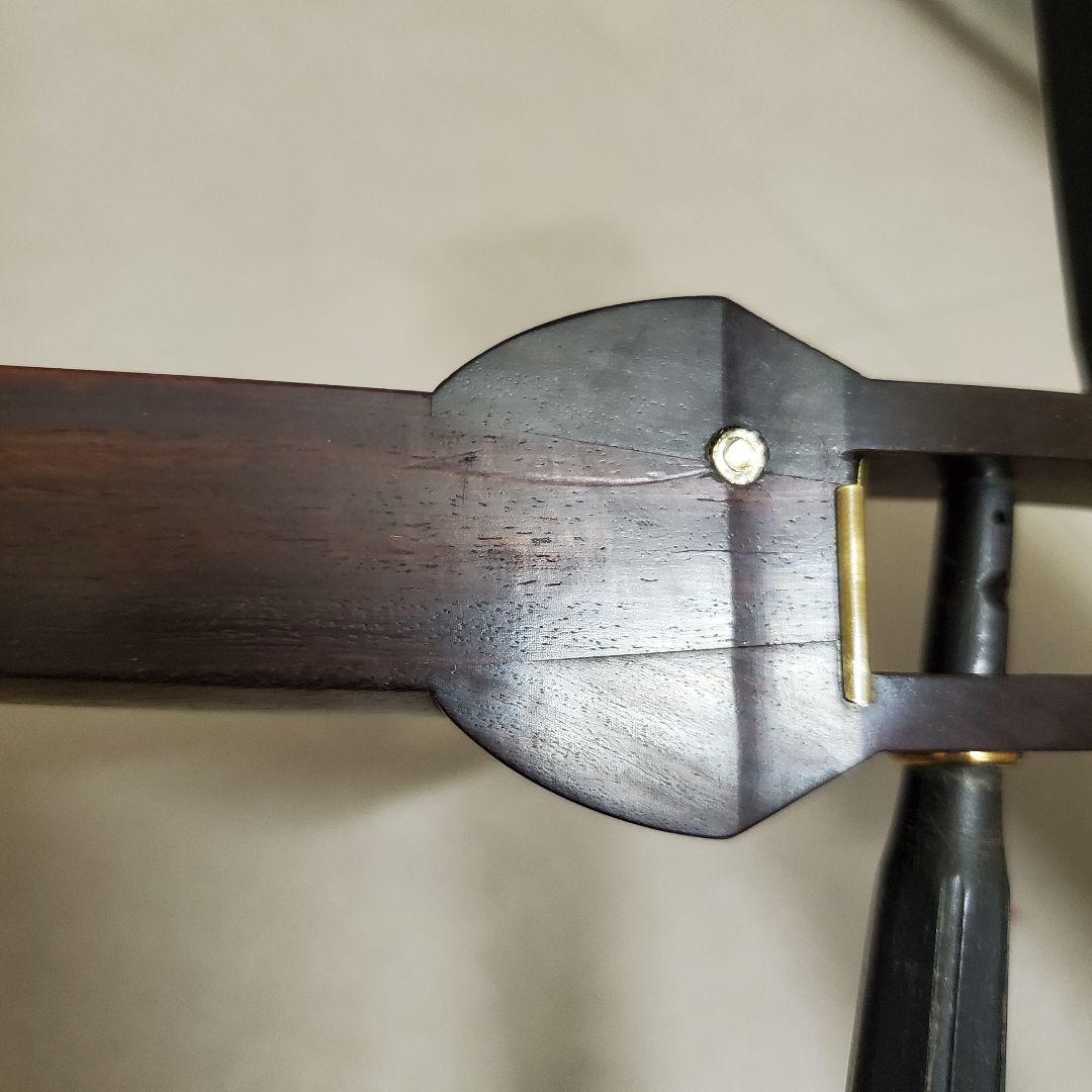 希少✨️美品/三味線　紅木トチ　中棹　東さわり　1本溝　破れあり　ハードケース