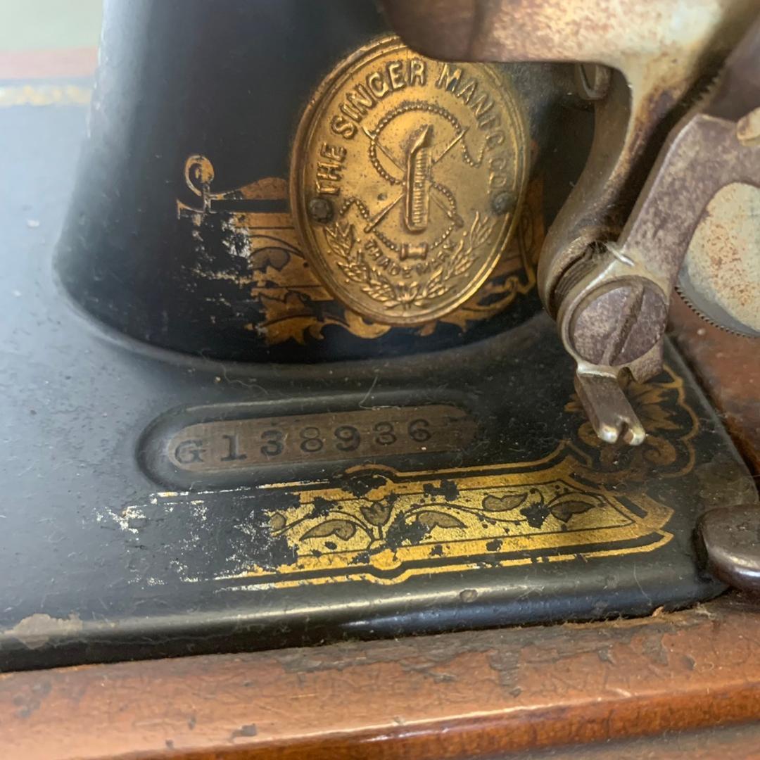 シンガー アンティークミシン 手回しミシン 希少品 ケース付 現状品 N0236