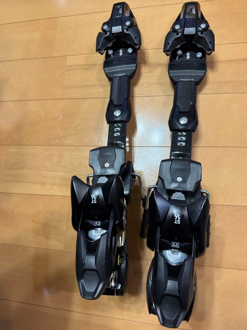 Free Flex ST 16 スキー ビンディング