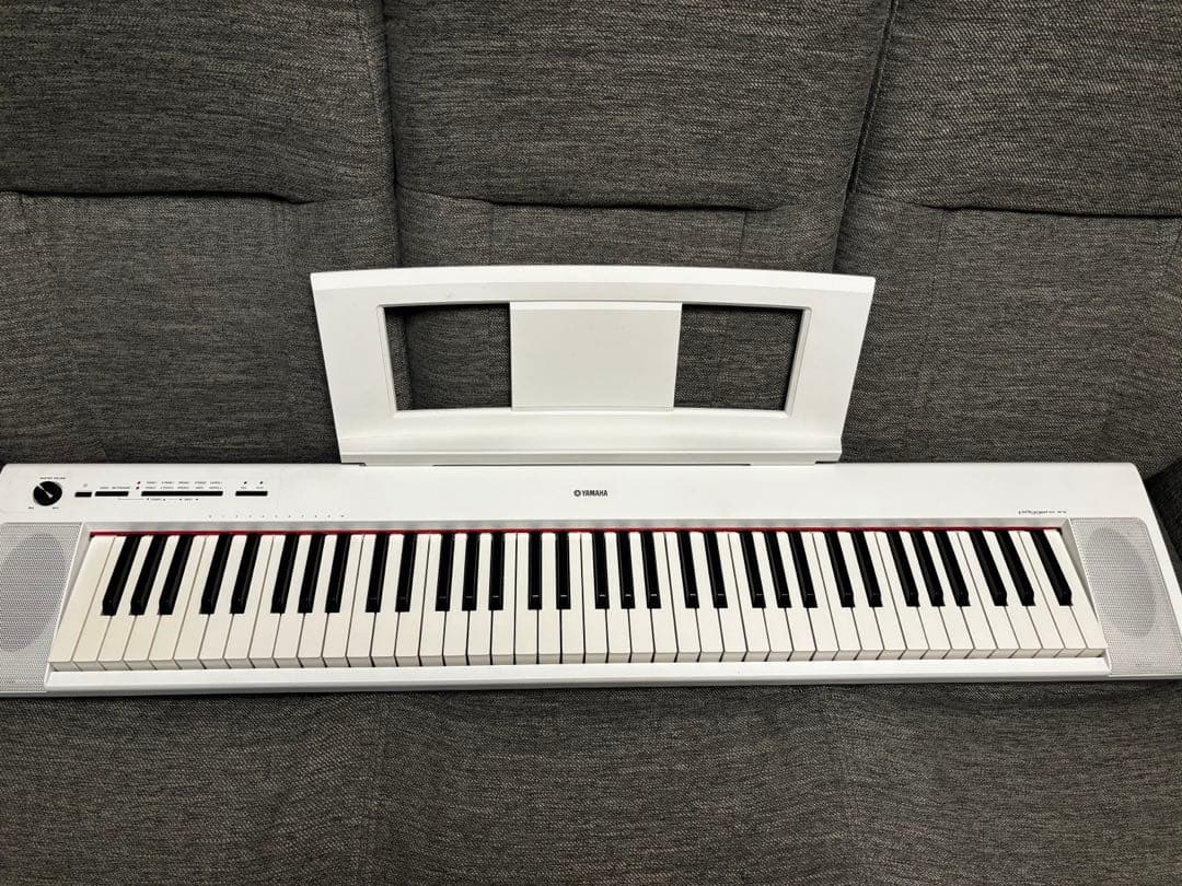 Yamaha Piaggero NP-32 ホワイト電子ピアノ