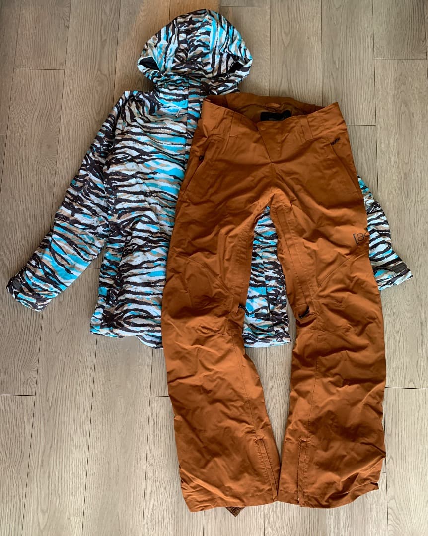 BURTON/バートン　スノーボードウェア　上下セットアップ