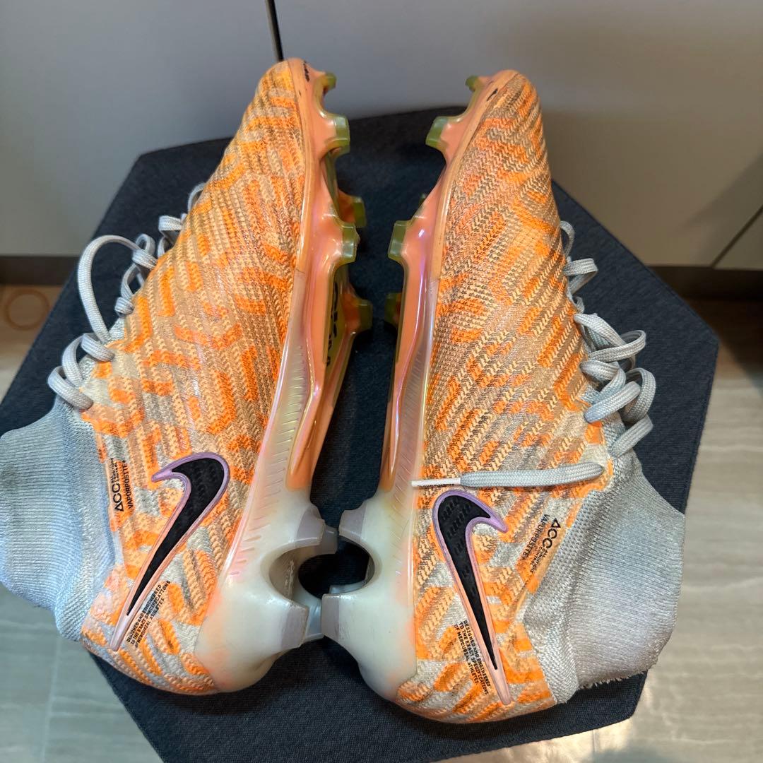 NIKE マーキュリアル スーパーフライ9 ヴェイパー15 FG