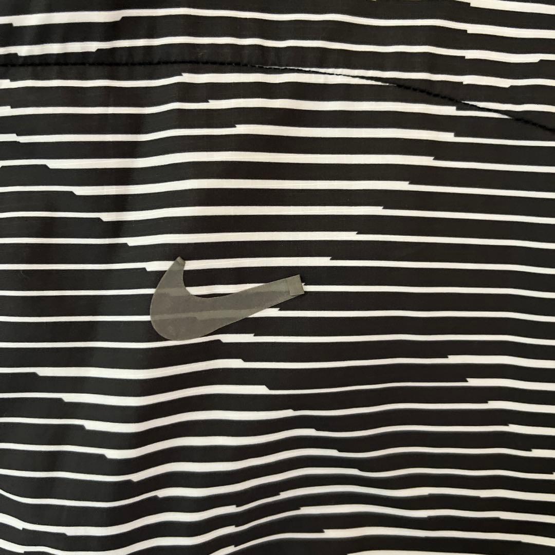 Nike ウィンドブレーカー　Lサイズ