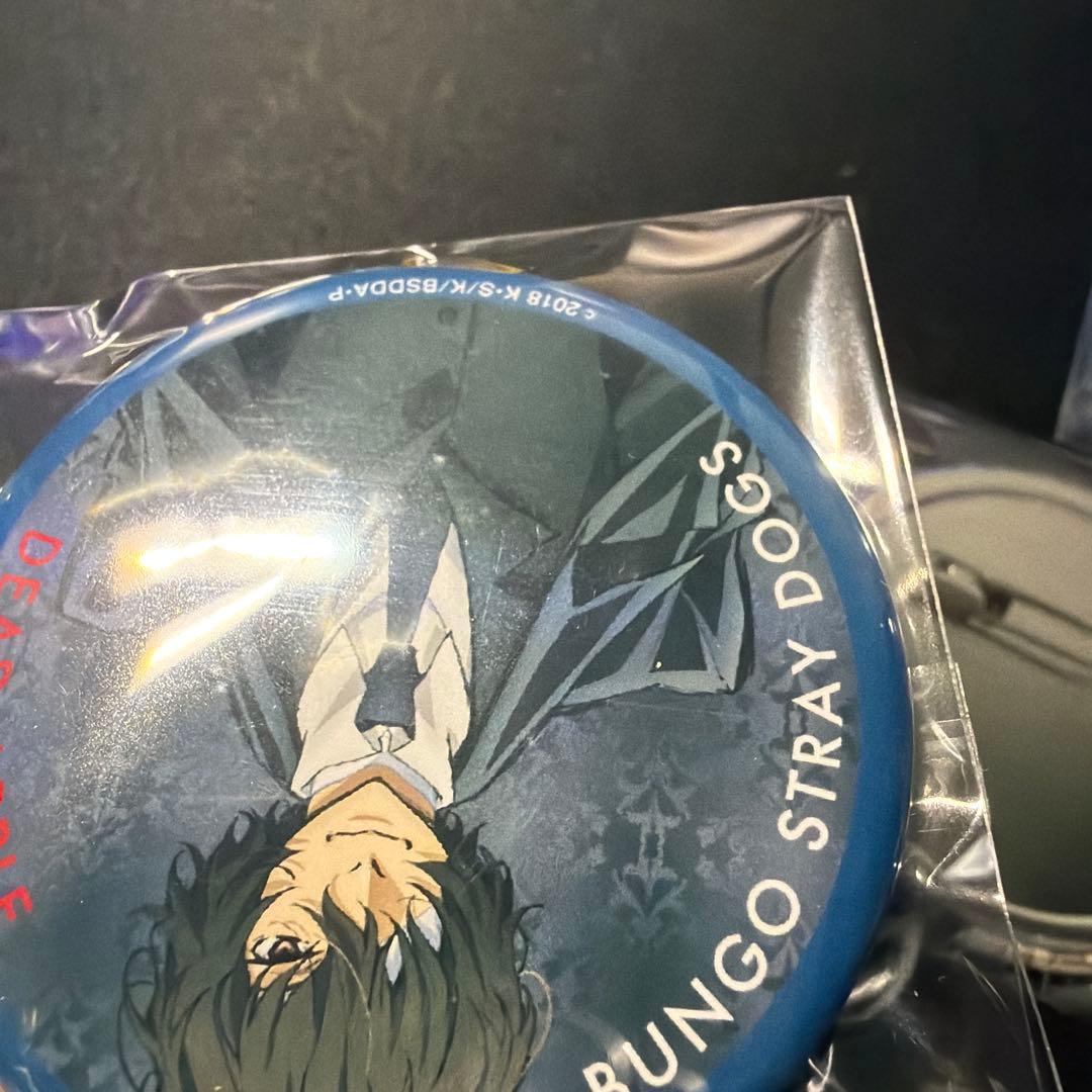 文豪ストレイドッグス 太宰治 AGF2019 15歳 ホログラム缶バッジ等5点