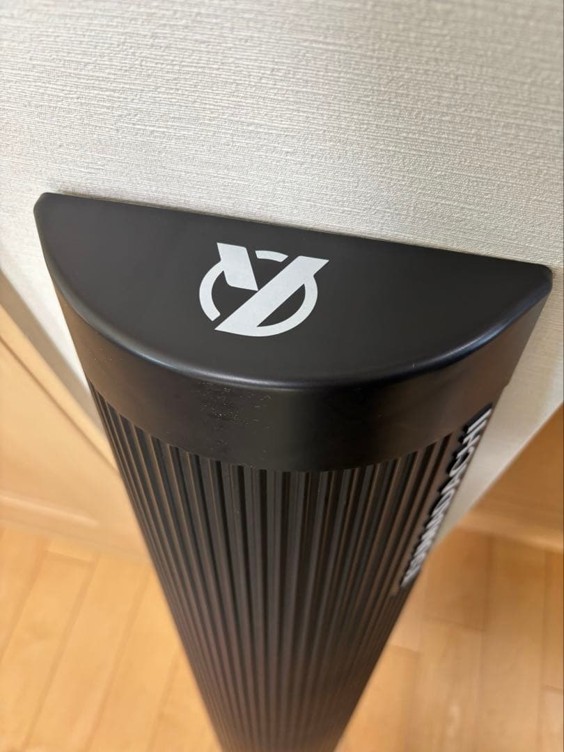 ツマダチ　TUMADACHI