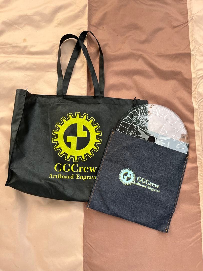 胡麻麦茶！！GGCrewマジックテーブル　鉄脚バージョン　コンパス