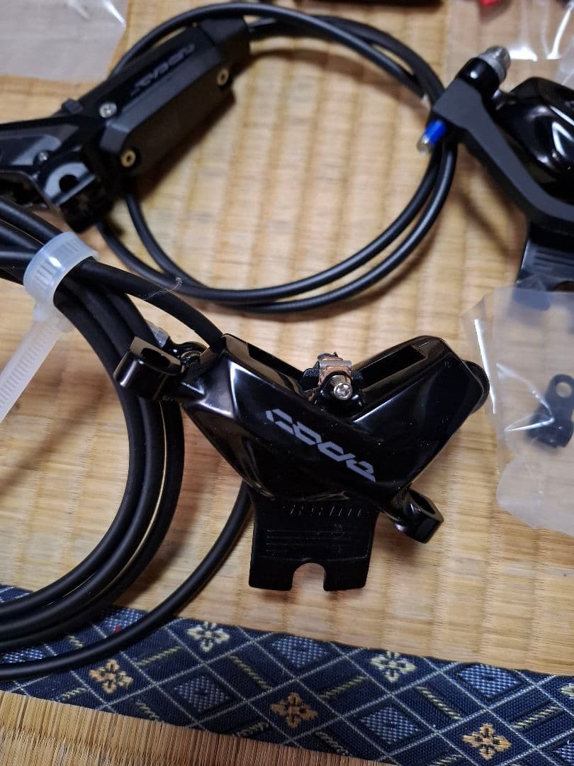 SRAM code silver stealth ブラックブレーキレバーセット