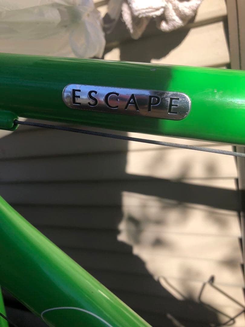 ジャイアント　クロスバイク　エスケープ