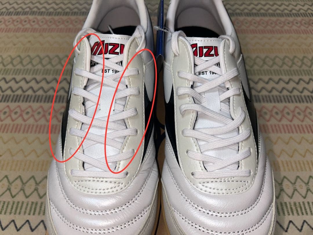 MORELIA IN ホワイト/ブラック インドアフットサルシューズ モレリア