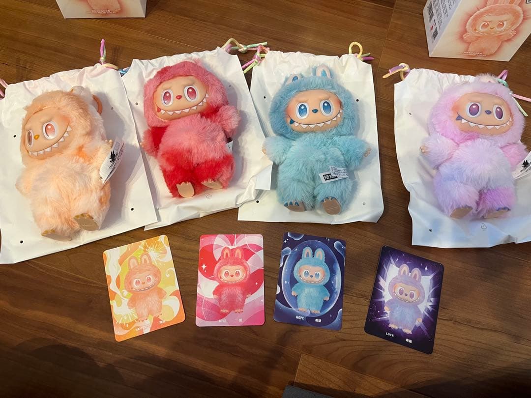 k*Z様 ラブブ ぬいぐるみ 4体セット