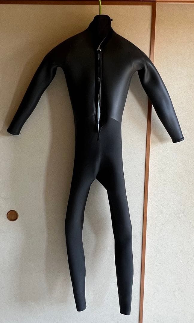 (中古)フルスーツ ブラック ネオプレ3.5mm サイズ　オーダー