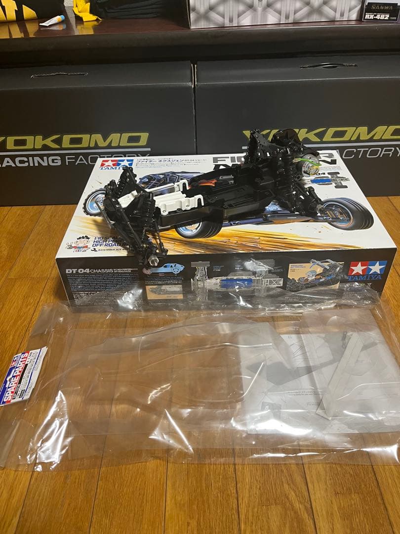 タミヤ　DT-04 オプション多数ボディー付き