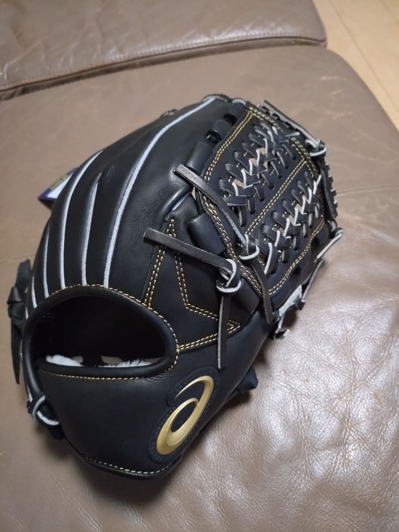 ASICS 硬式用グローブ ブラック サイズ７（値下げ不可）