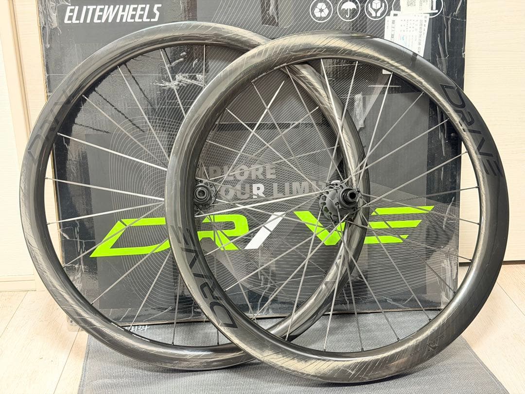 ELITEWHEELS DRIVE 40/50 カーボンホイール