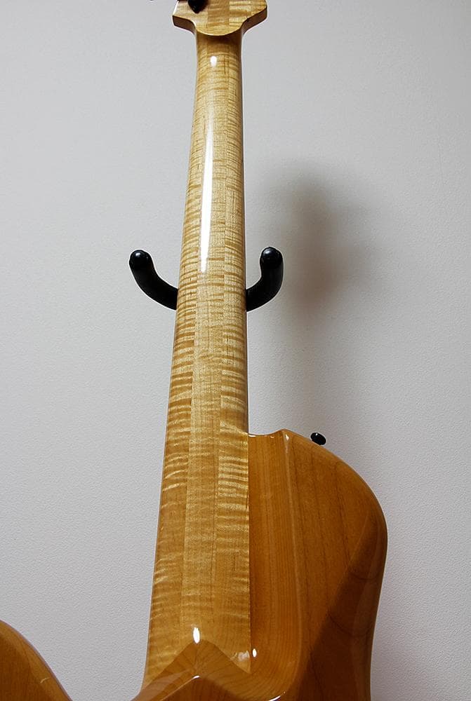 個人工房製　オリジナル5弦ベース