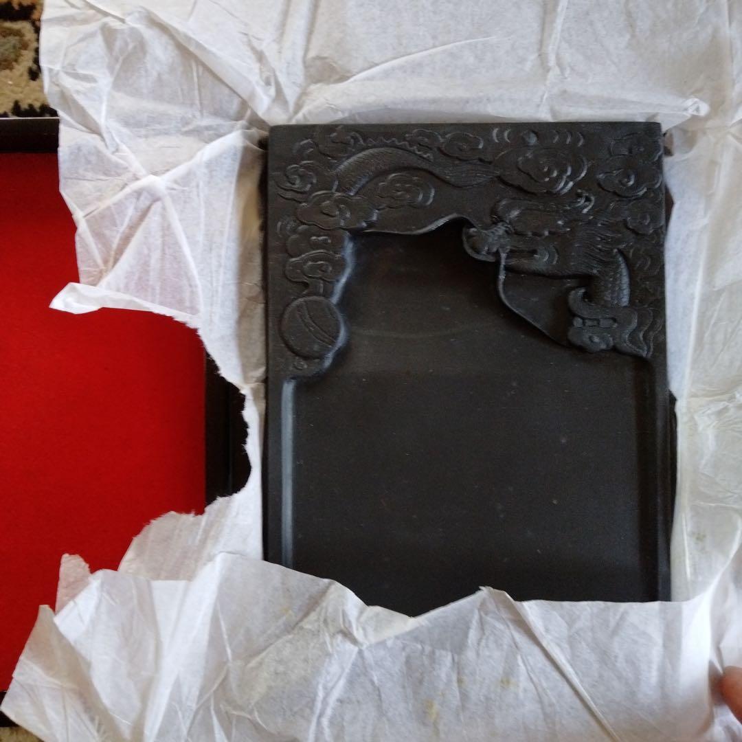 旧蔵した貴重中国骨董【歙州龍尾金星古硯】細工精密龍雲彫刻最高級漆塗り漆器硯箱付き