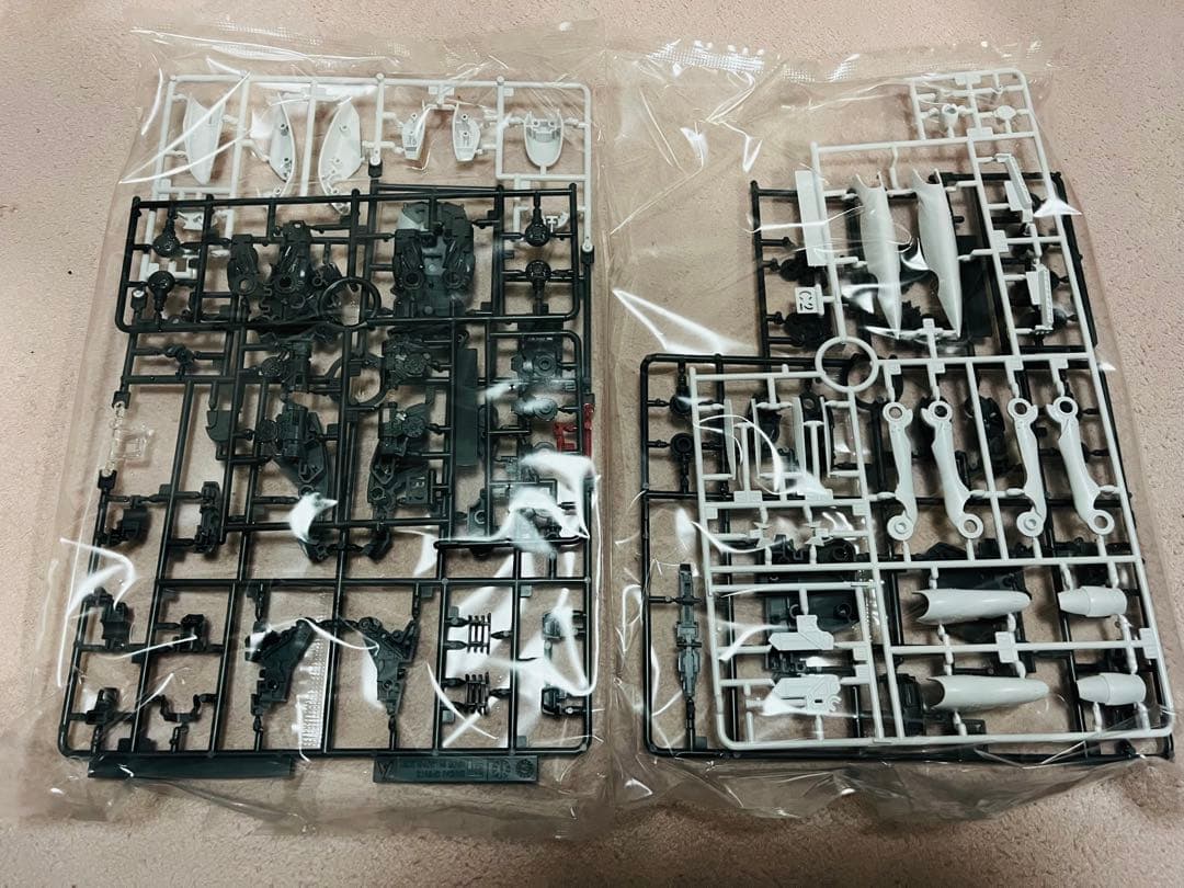 HG 86 エイティシックス レギンレイヴ ライデン/セオ搭乗機 プラモデル