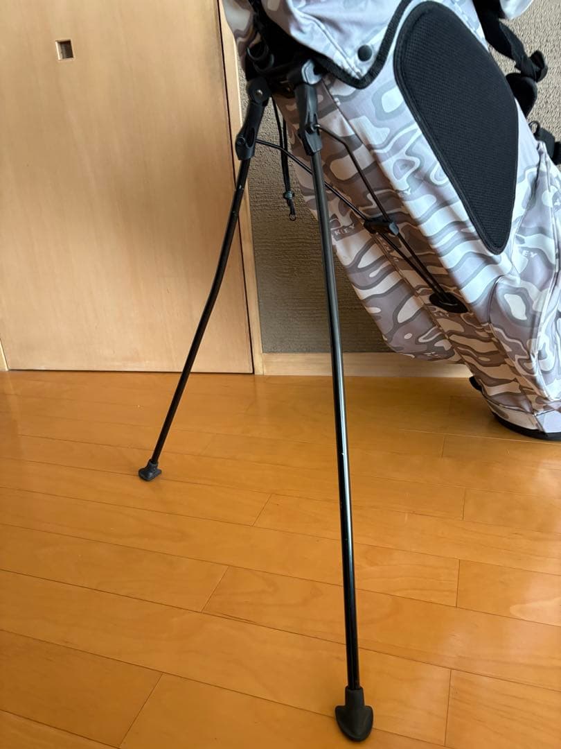 OAKLEY 迷彩柄 スタンド•キャディバッグ