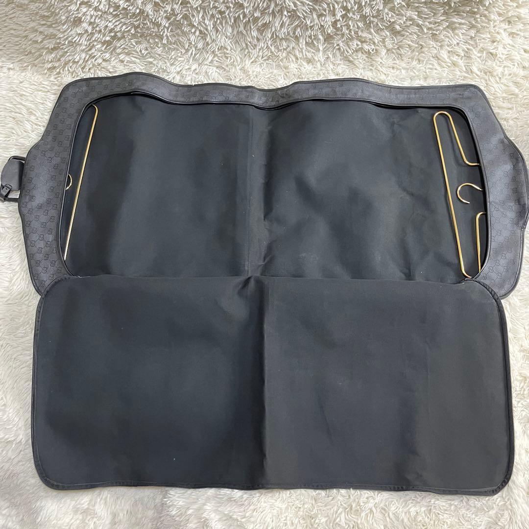 【美品】オールドグッチ　ガーメントバッグ　ネームタグ　GGキャンバス　ブラック