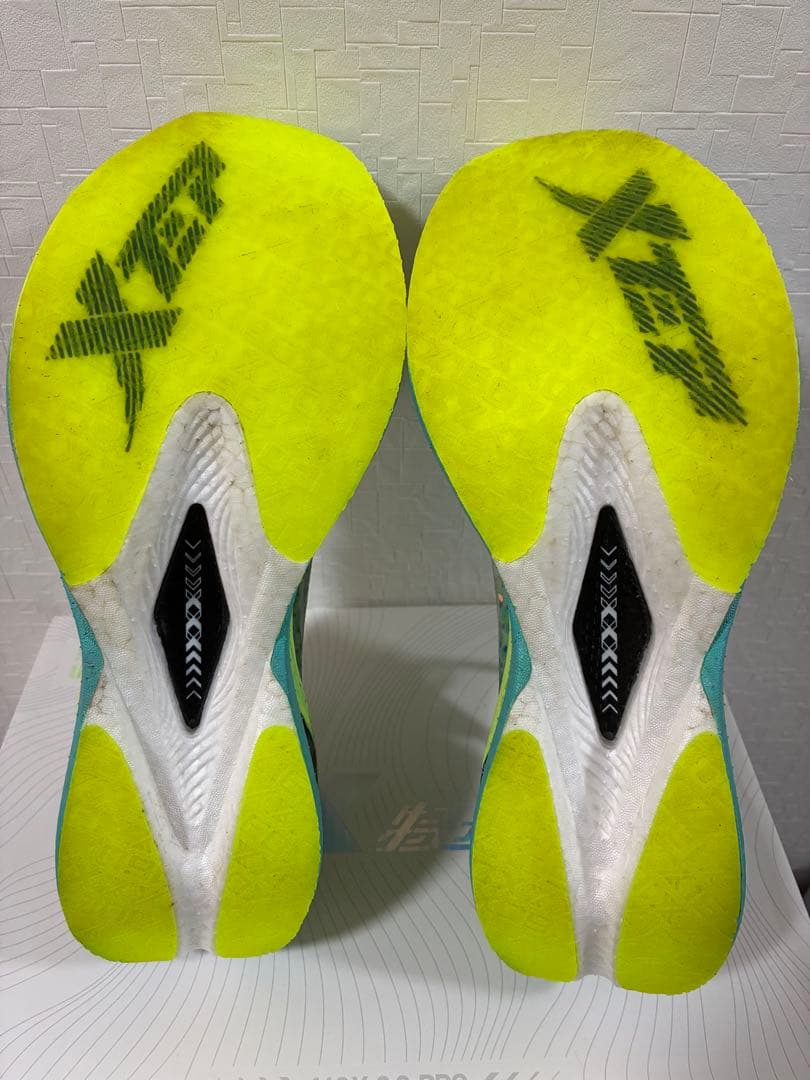 スパイク・シューズ Xtep 160X 3.0 PRO 26.5cm