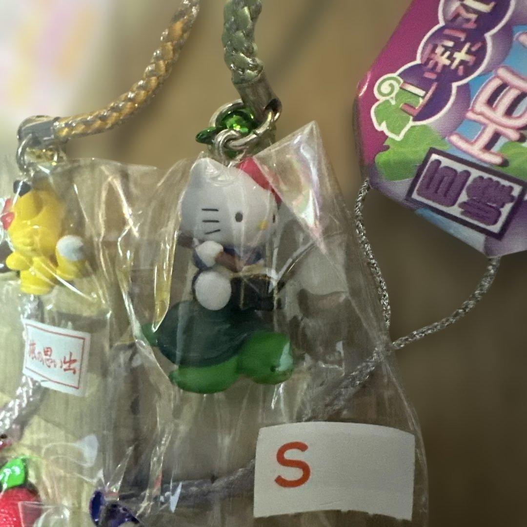 ご当地限定　その他　ハローキティー　88個