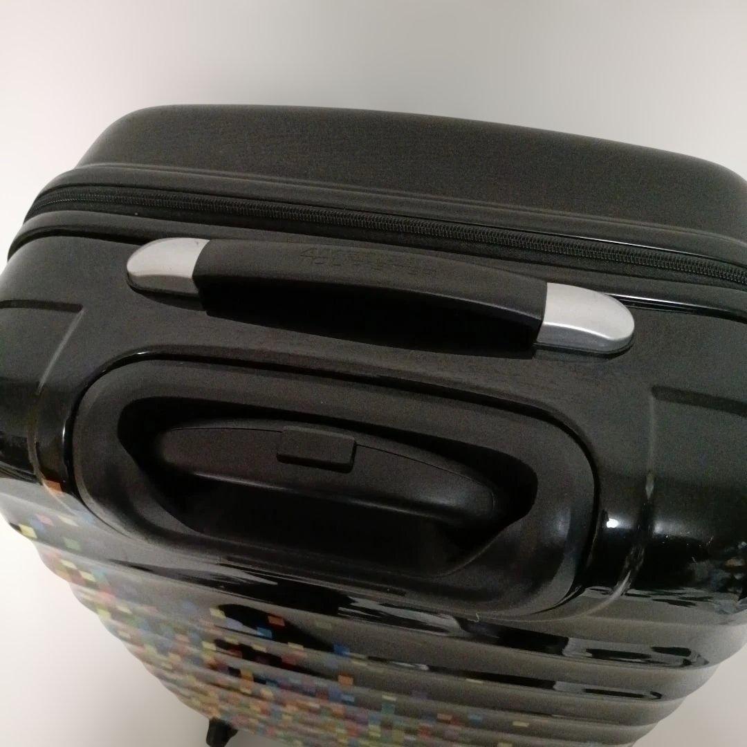 【バーバ【購入前コメント頂けると助かります】スーツケースと鬼滅の刃の刀