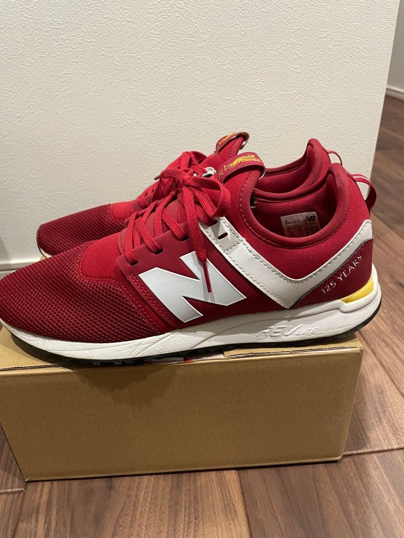 New Balance LFC 125 Years レッド