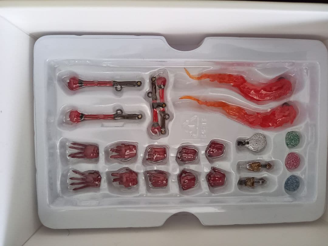 S.H.Figuarts（真骨彫製法） 仮面ライダー響鬼紅