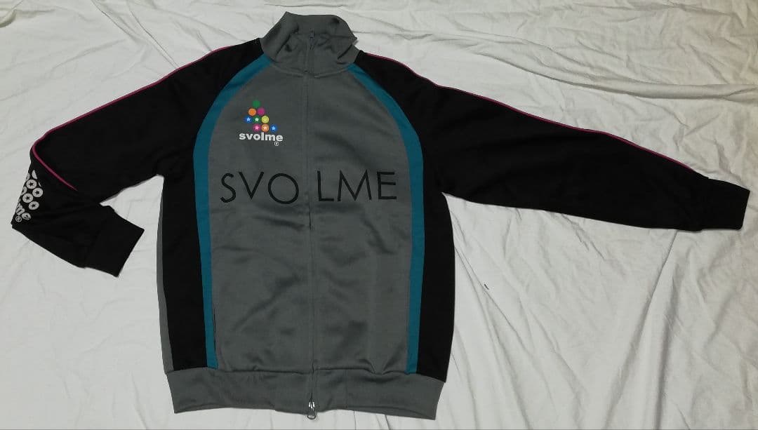 【匿名配送】【入手困難】XS　グレー　黒　トレーニングジャージ上下　スボルメ